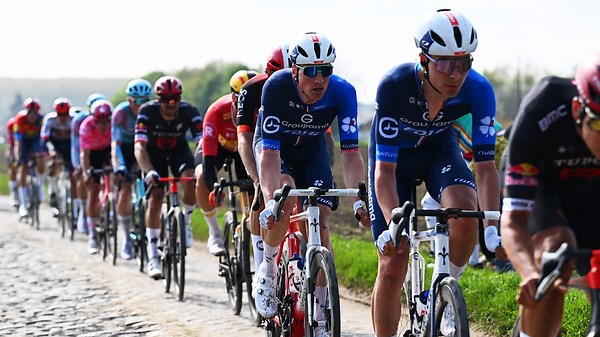 Highlights: Paris–Roubaix 2025