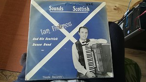 Ian Holmes And His Scottish Dance Band - Sounds Scottish