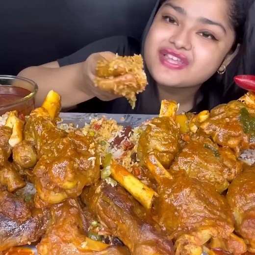Delicious Indian Food Mukbang with Maddy Eats