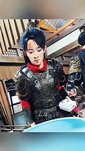 116K views · 4K reactions | Une bouteille deau minérale a sauvé une époque | Branded Burger Co. | Facebook