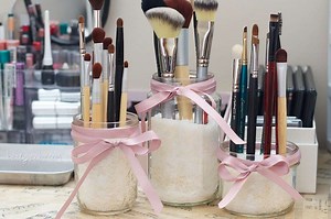 22 Creative and Easy DIY Makeup Storage Ideas for You to Try