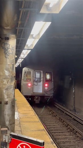 Franklin Ave bound (S) Shuttle departing Prospect Park