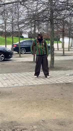 Today we challenged the dance queen, Cori D! 🤩 Can she replicate her OWN choreo from 10 YEARS AGO, in 10 MINUTES?! Well... we're about to find out 😌 Cori is our guest teacher for our 4-week Training Program TOP. VOL 6 - Coupé Décalé Focus 🇨🇮 Every Saturday in February 12-3PM at Le Dance Studio! 📌 📥 Comment "TRAINING" for more info 🧡 Place Your Bet! Did Cori Fail or Pass The Challenge? 👀 | Step In2 Afro