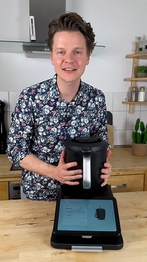 5.6K views · 48 reactions | Thermomix TM7 und Cookidoo! ‍♂️ Wie funktioniert das, wenn man zu einem vorherigen Rezeptschritt im Guided-Cooking wechseln möchte? 樂 Welche Fragen hast du zum TM7? 邏 #thermomix #tm7 #thermomixtm7 #cookidoo #tipps #reels | MixTricks mit Niels | Facebook