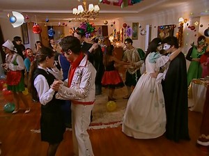 Şişe Çevirmece Planı Yerle Bir Oldu! - Acemi Cadı | Acemi Cadı