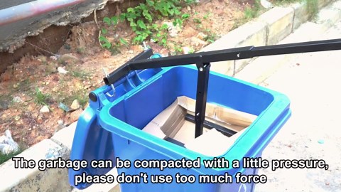 ikare Manual Trash Compactor, Waste Recycling Hand Tool for Outdoor, Touchless Trash Bin Compactor for 120-660L Wheelie Bins, Iron Compacting Trash Can, black