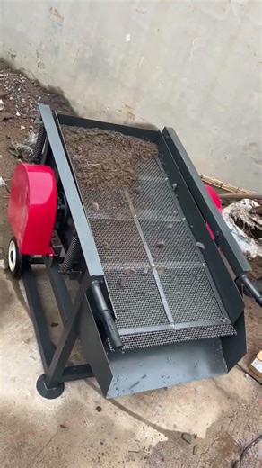 Small vibrating screen: Multi-functional and flexible!