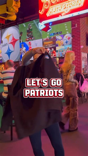 NEW YEAR🏈SAME GREAT SEASON!! Pats are on at 4:25pm, and when the PATS are on we bring the FUN! Giveaways, cold drafts, and the wings you could dream of! LET’S GOOOOOOOOOOO!!! | Snookers RI