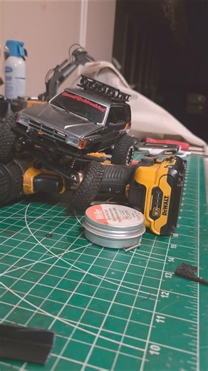 messy table makes a perfect course for the mini z #kyosho #miniz4x4