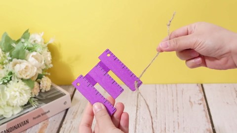 Yousoontic Welcome Sign for Classroom Door, Hanging Welcome Back to School Vertical Signs for Classroom Doors, Walls and Indoor Decor(Retro)