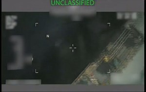 60K views · 1.3K reactions | U.S. forces execute a daring fast-rope raid from helicopters to seize the tanker Skipper off the coast of Venezuela—part of a sanctioned-oil interdiction aimed at disrupting illicit crude shipments. | Spec Ops Magazine | Facebook