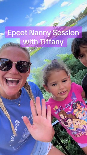 Everyone can benefit from a vacation nanny! We are here to push your stroller, hold your bags, help with meal time, wait in lines with entertainment or get you ice water or snacks while youre in line, we can hold a spot for you for parade time or fireworks, assist with bathroom breaks/diaper changing, wait with the kiddos so you do not have to child swap- THE LIST GOES ON! Storybook nannies services all the theme parks around central FL as well as California ☀️ . . #dayinthelife #storybooknannie