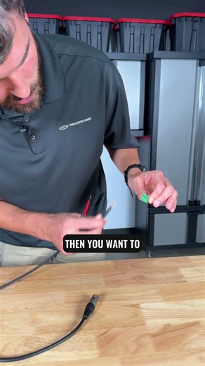 How to Connect a Phoenix/Euroblock Connector?