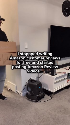 I used to write Amazon reviews for FREE 😅 Then I realized… Amazon actually pays for product review videos! 💸 So I stopped writing and started posting short Amazon review clips — and now those videos literally pay for my groceries 👀 No followers. No posting on social media. No fancy setup. Just honest product reviews that Amazon shows on real product pages. 🙌 If you love sharing your opinions and want to earn extra income doing it… Comment “REVIEW” below and I’ll send you how I got started 💰