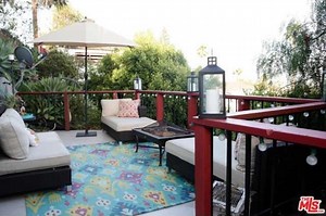 Actor Johnathon Schaech Selling Los Angeles Home