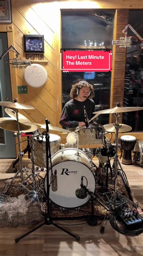 Jeeeeez these drums sound good. The guy playing them? To be determined. I love this Meters song, might be my favorite. What’s yours? #themeters #funk #onemanband #homestudio #pedalsteel @Warm Audio @Stringjoy