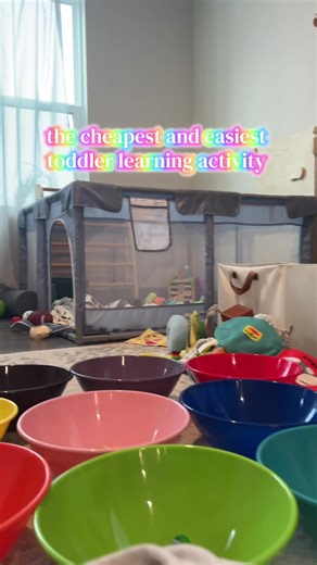 Easy toddler activity and could not be more ideal for my little guy 👏🏻 #toddlertok #easytoddleractivity #motherhood #sahm