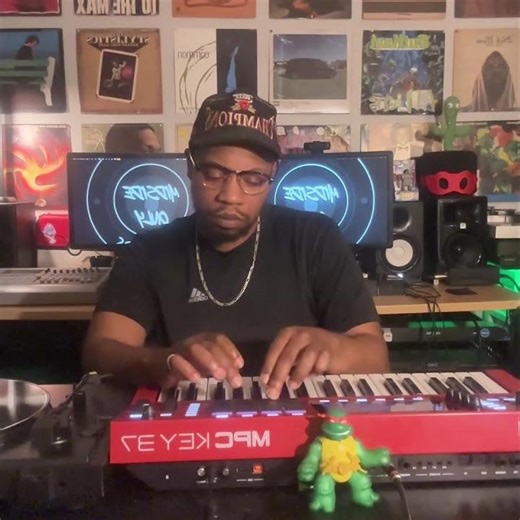 Day 13: Switching from Maschine to MPC Key 37