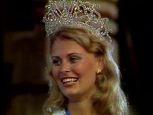Happy birthday to Miss Universe 1975 Anne Marie Pohtamo 🎉 Celebrate by taking a look back on her inspiring moments! | Miss Universe