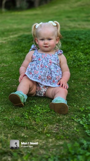 ✨ Had a little mini photoshoot abroad today while on holiday! 📸 Ended up chatting with a local photographer — I mentioned that I’m usually the one behind the camera, not in front of it 😅 He then asked if he could take ours 🥺 I’ll be getting the photos back tomorrow, but in the meantime here’s one I snapped of my daughter today 😍🌸 #HolidayVibes #MakingMemories #BehindTheLensForOnce | WowBury Moments