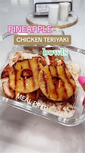 Quick easy summer meal prep 😋 also known as “Luau Bowls” 🍍🍚 #mealprep #healthymeals #quickmeals #easymeals #healthyrecipes #caloriedeficit #mealsforweightloss #pineapplechicken #chickenteriyaki