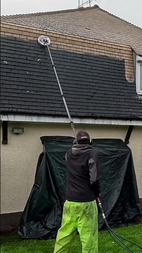 Insane Roof Cleaning Transformations is What We Do!