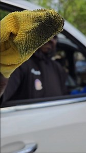 Gotta clean them window seals! #tint #windowtint #rollentint #windowtinting #shorts #shortsfeed