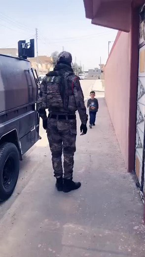 فيديوهات أنشأها Tahsin Aci Hayat (@9_ta8) باستخدام الصوت الأصلي - حسين هاتف🦅