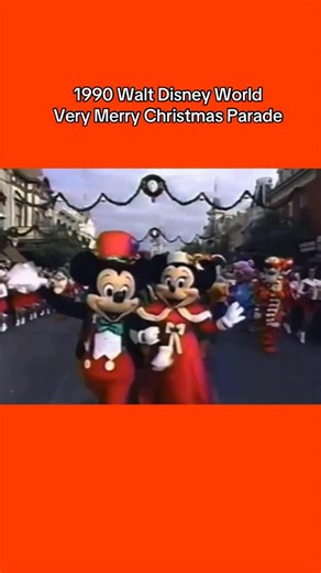 54 reactions | The nostalgia and coziness of the opening of the 1990 Walt Disney World Very Merry Christmas Parade 凉❤️ #90schristmas #nostalgia #nostalgic #disneyworld | Nostalchicks | Facebook
