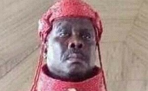 The History of the Ogiamien Family (beware of copyright violation) Towards the end of the first dynasty in the great Benin Kingdom, the Benin people were experiencing some conflicts in their monarchical system. The intricacies of the conflict left the Palace in vacuum. The issues necessitated the appointment of a regent (Ogiamien) to rule the Kingdom for a certain period of time. Up till date, the Ogiamien lineage--sons and daughters--are still claiming the blue blood. Narrated by Imasuen Izoduw