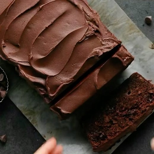 106K views · 3.4K reactions | ❤️Grab some RIPE bananas, folks! We’re making CHOCOLATE BANANA CAKE! So moist, flavorful, and perfect for breakfast, snacking, or dessert. https://bakerbynature.com/chocolate-banana-cake-with-espresso-fudge-frosting/ | Baker by Nature | Facebook