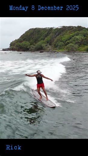Longboarding - Monday 8 December 2025. #longboardsurf #surf