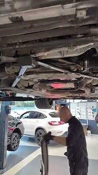 transmission flushing on a SL500 #mechanic #repair #mercedes #sl500 #v8 #service #transmission