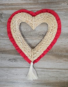 Straw Heart Wreath - Etsy