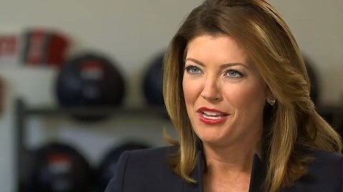 How Tom Brady Prepares For His Broadcast Week With Swim and Dumbbell Circuit Workout