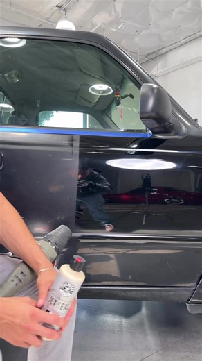 65K views · 359 reactions | Do you know what are the benefits of applying a sealant to your paint? JetSeal creates a strong shield against water spots, contamination, road grime, and UV sunlight. Innovative UV protection technology helps reject harmful solar rays and protect paintwork against fading and discoloration. | Detail Garage | Facebook