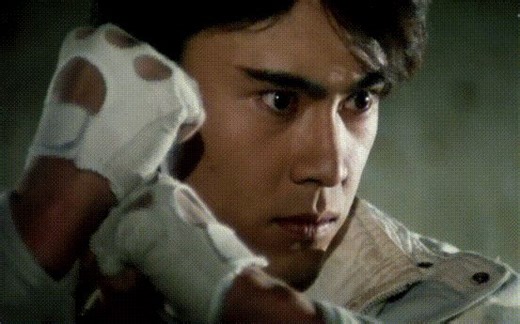 【假面骑士blackRX 蓝光BD】光太郎第一次变身为生化骑士！