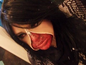 UNZIPPED ZIPPER FACE MAKEUP TUTORIAL