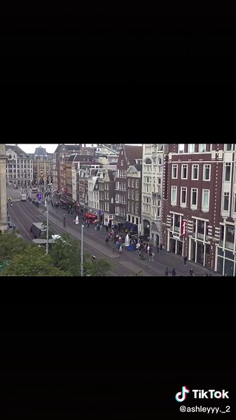 Exploring Amsterdam: A Dynamic City Experience