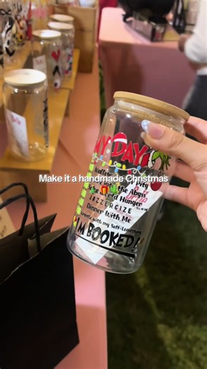 Shopping local for the holidays at Desert Creative Market means choosing small, sustainable, and handmade 🎁🌵 It’s where every dollar truly matters and every gift is as unique as the person you’re gifting it to! Shop small, feel the magic, and find something special💛 🌼 Sunday, December 7th, 2025 | 10AM–2PM 📍 The Green at Verde Cooley Station @Verde.Gilbert #desertcreativemarket #familyfriendlyactivities #eastvalleymoms #gilbertactivities #thriftforkids