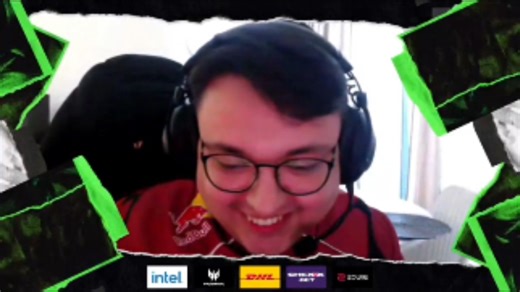 图一获胜者是Geeeeeeeeeee2，首轮13-1战胜faze，全员笑嘻了，主持人三重奏