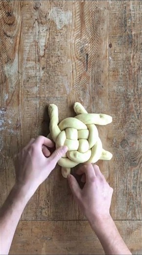 How to Braid a Round Challah for Rosh Hashanah. #Shorts #pastrywithjenn