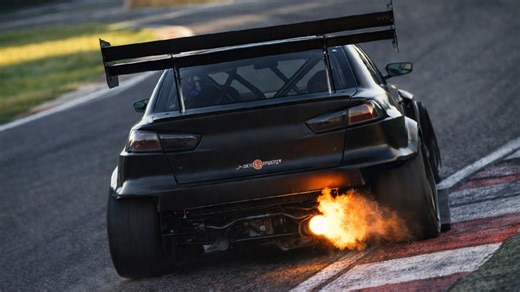 This Mitsubishi EVO X is built to break records