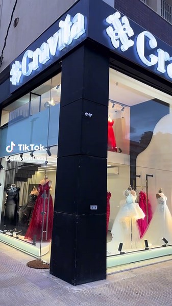 Lebanese Weddings: Fashion, Beauty, and Culture