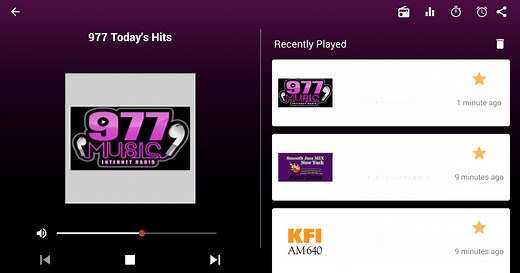 Download and run FM Radio: Live Radio, AM / FM Simple Radio App on PC & Mac (Emulator)