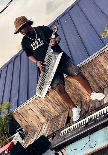Amazing Grace Keytar Cover Performance