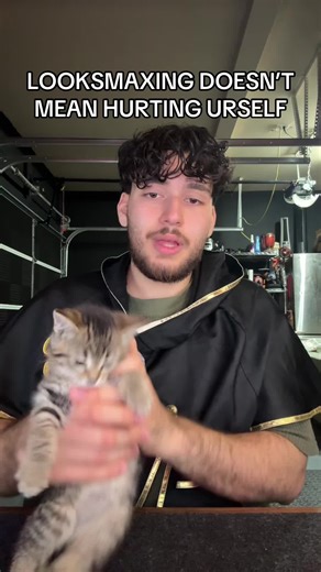 Don’t gain an eating disorder #fyp #eatingtoast #trend #looksmaxing #looksmax