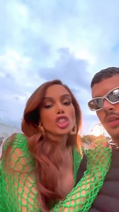 haciendo el paso de Anitta 🎶 Dançarina remix 💃 | Plante uma Anitta