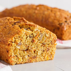Carrot Cake Bread Machine Recipe with Applesauce - SAKI