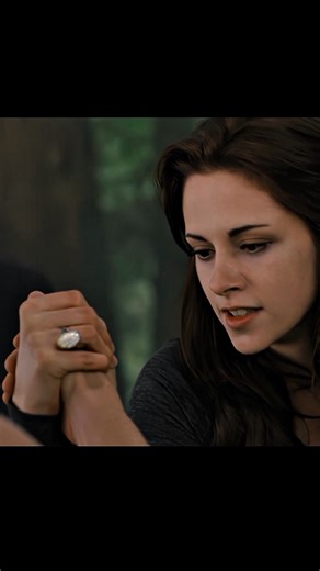 Belllla arm wrestling 👁️ | twilllite #edit #kdrama